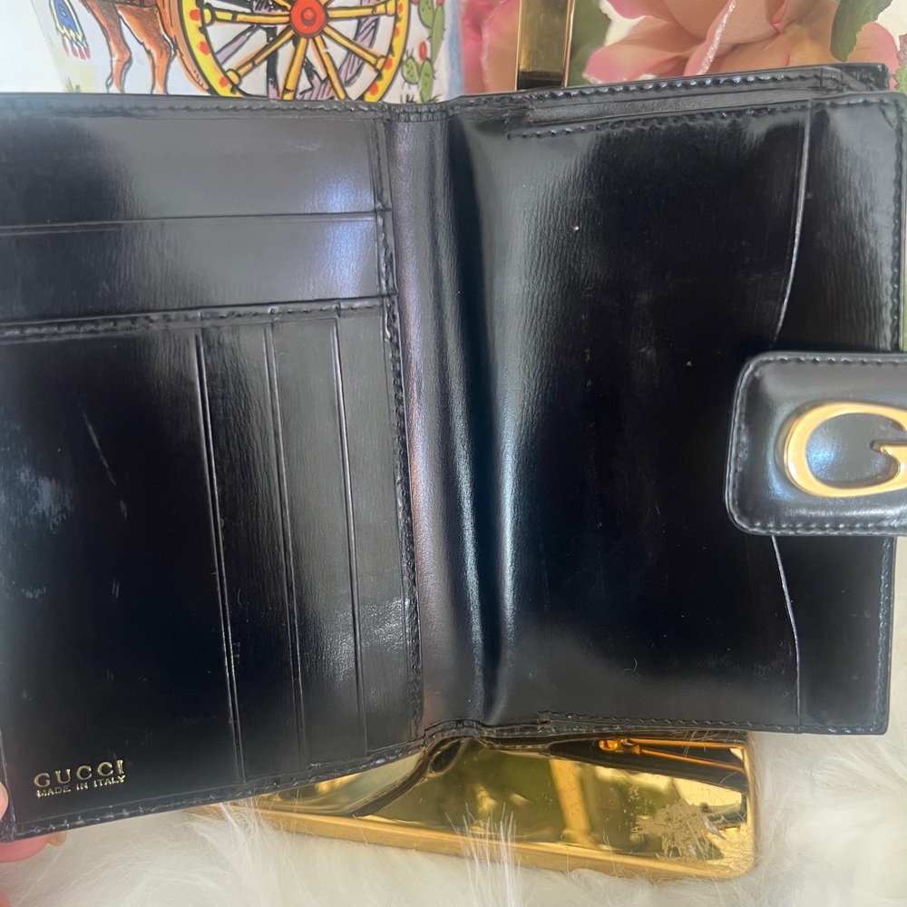 💜Gucci Leather Wallet with Kiss Lock - Picture 7 of 16